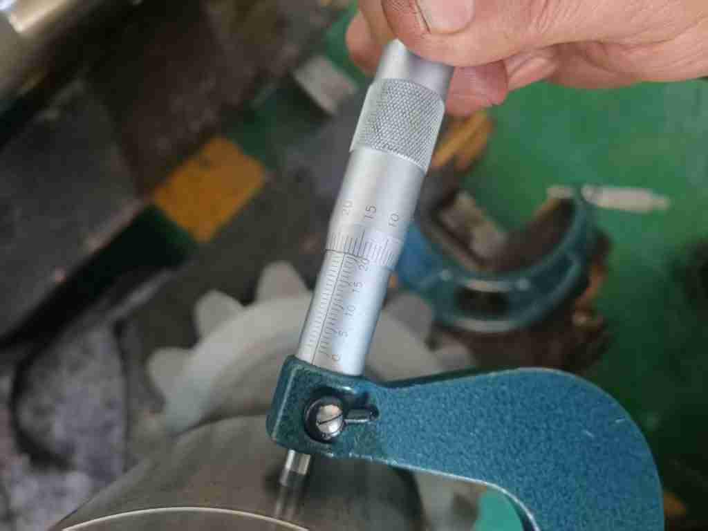 Dimension-Inspection-Gear-Quality-Control-Spur-Gear-Manufacturing-Company-Belon