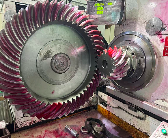 Meshing-Testing-Gear-Manufacturing-Quality-Control-Process-Belon