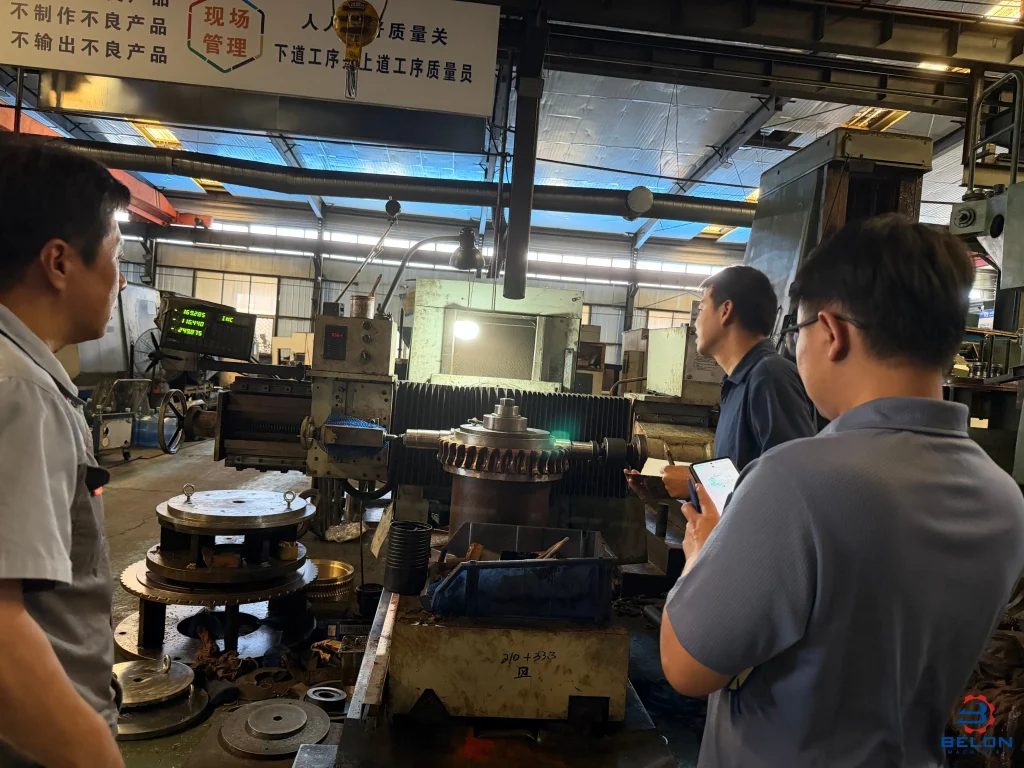 Thai-gearbox-maintenance-worm-gear-meshing-solutions-Belon