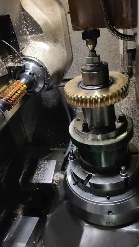 worm-gear-hobbing